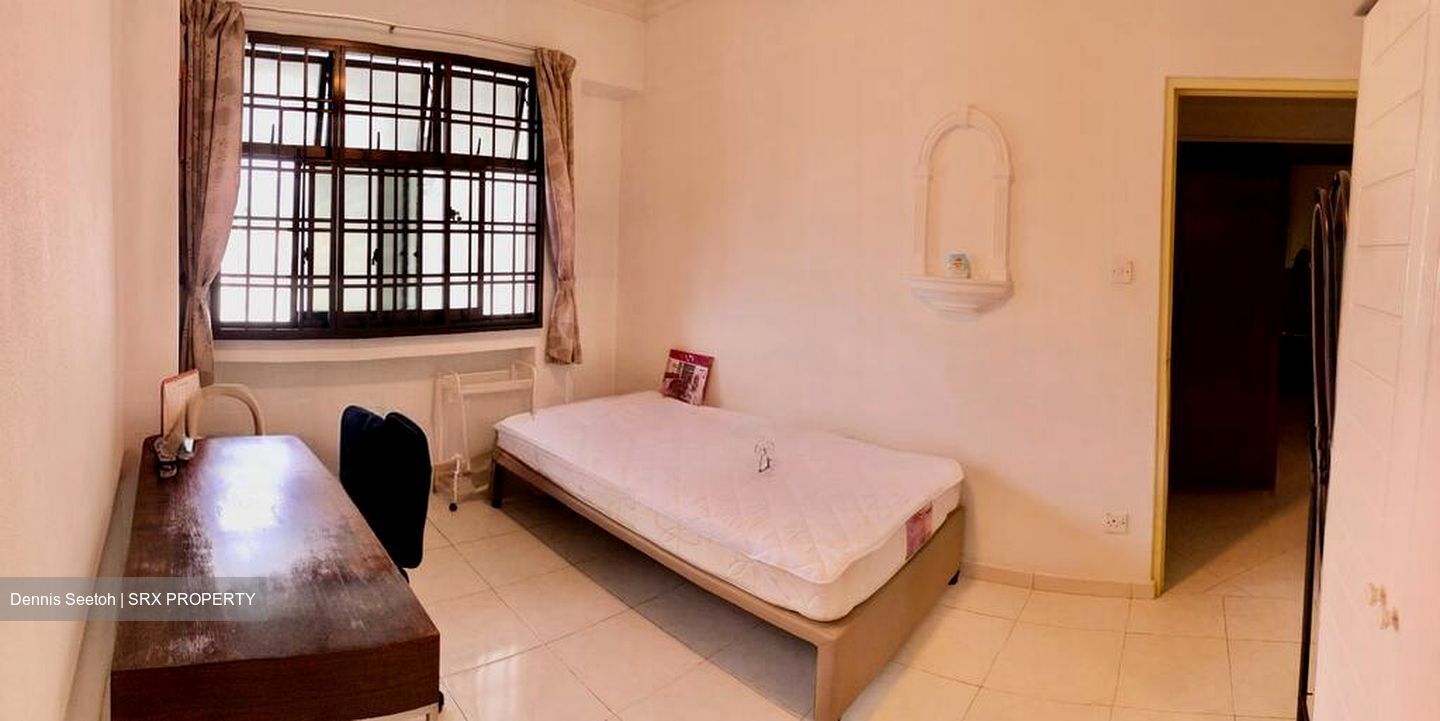 Blk 688 Jurong West Central 1 (Jurong West), HDB Executive #517935181